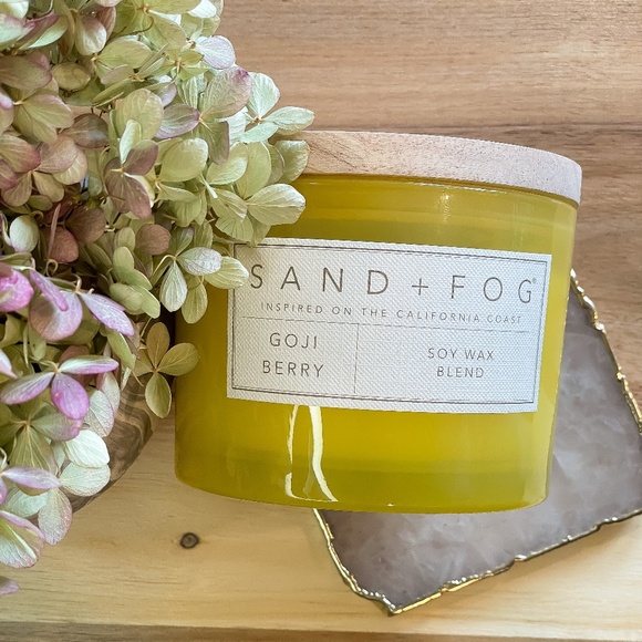 Sand + Fog Soy Wax Blend Candle - Picture 1 of 2